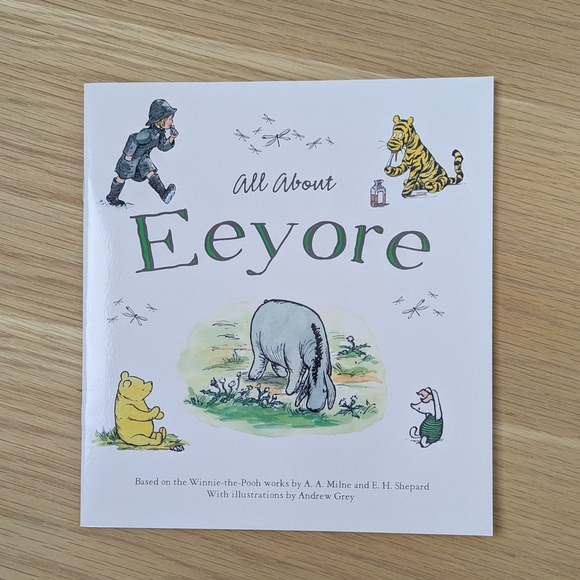 🎈Brand New Winnie the Pooh Paperback Books/Story Collection - Picture 3 of 9